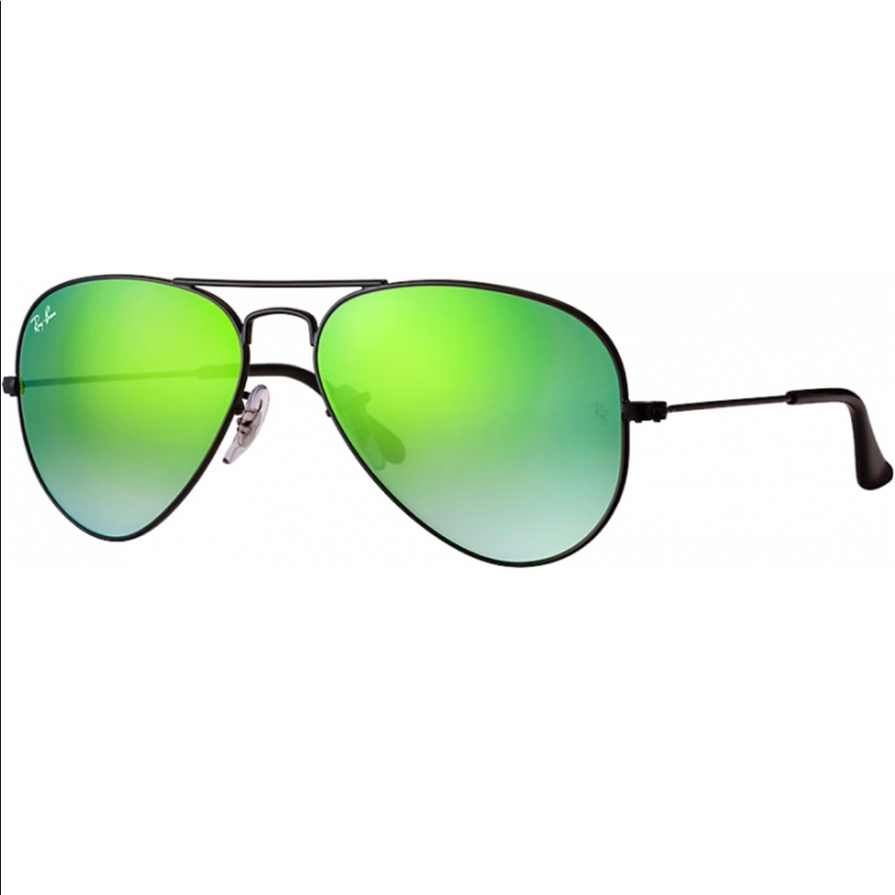 Unisex Ray-ban aviator flash lenses black and green gradient mirror.